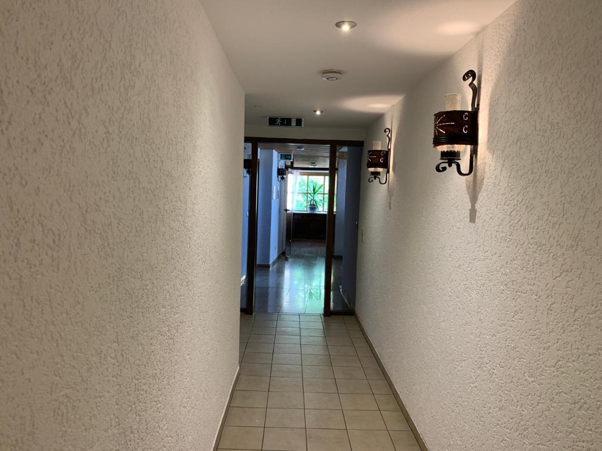 Gasthof Zum Baeren Asperg ภายนอก รูปภาพ